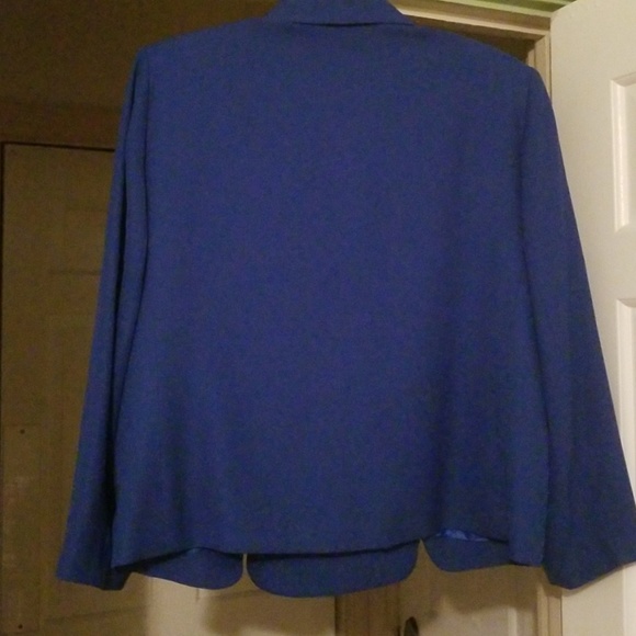 Jacket - Picture 2 of 4